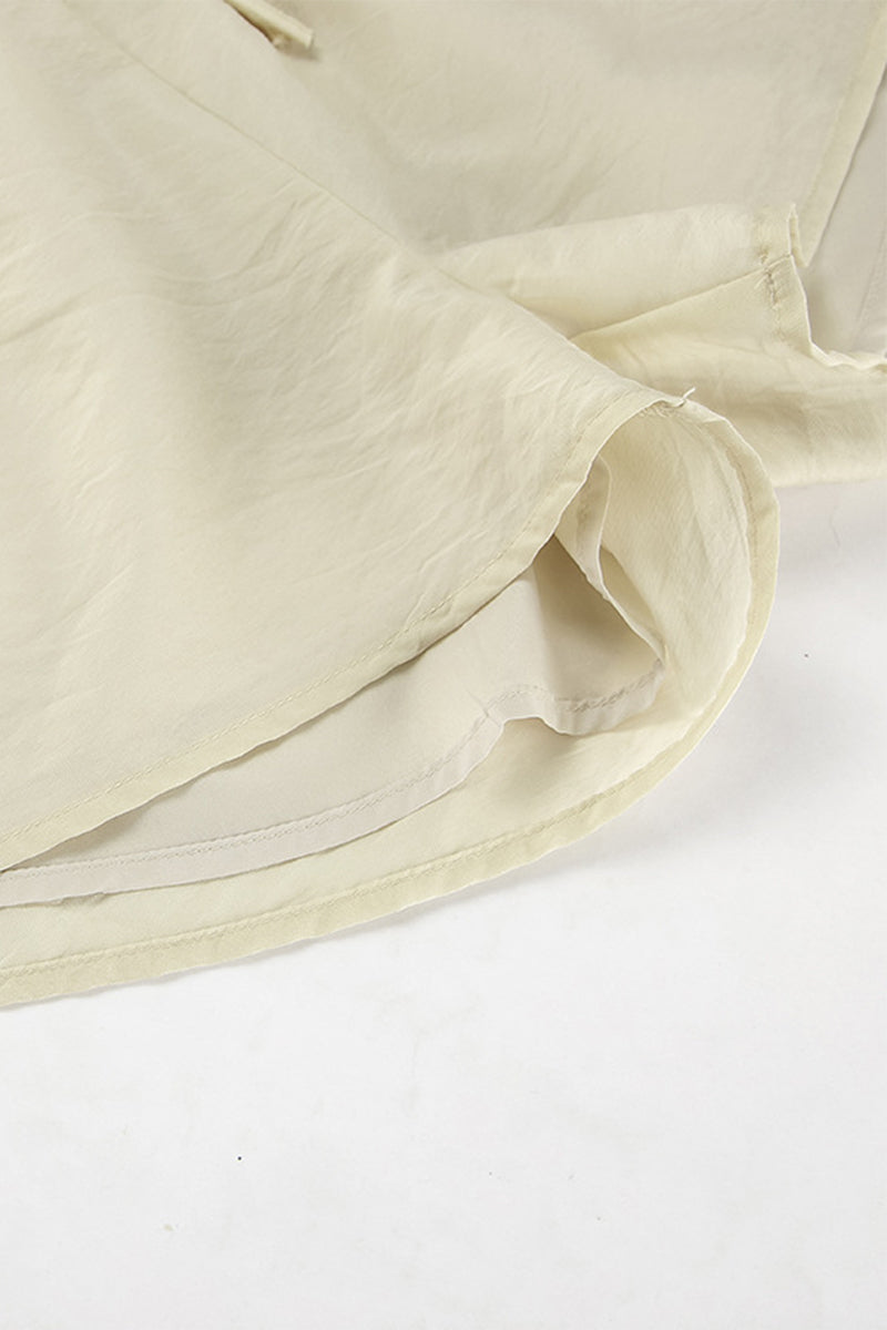 Ensemble deux pièces décontracté à porter au quotidien, avec lacets, volant, col en V et manches longues.