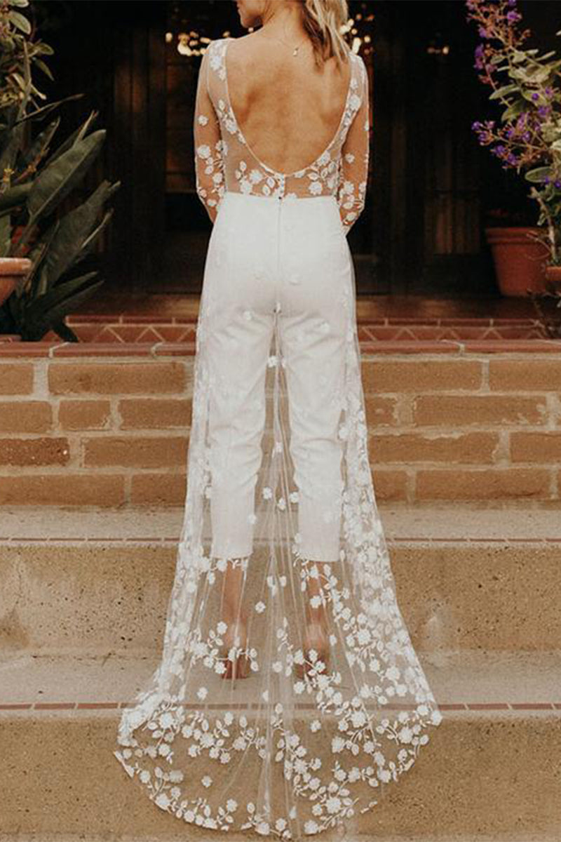 Combinaisons-jumpsuits sexy, couleur unie, avec empiècements en dentelle, col rond et coupe droite.