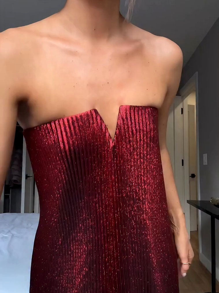 Elegant Strapless Gown With Shiny Pleated Maxi Dress