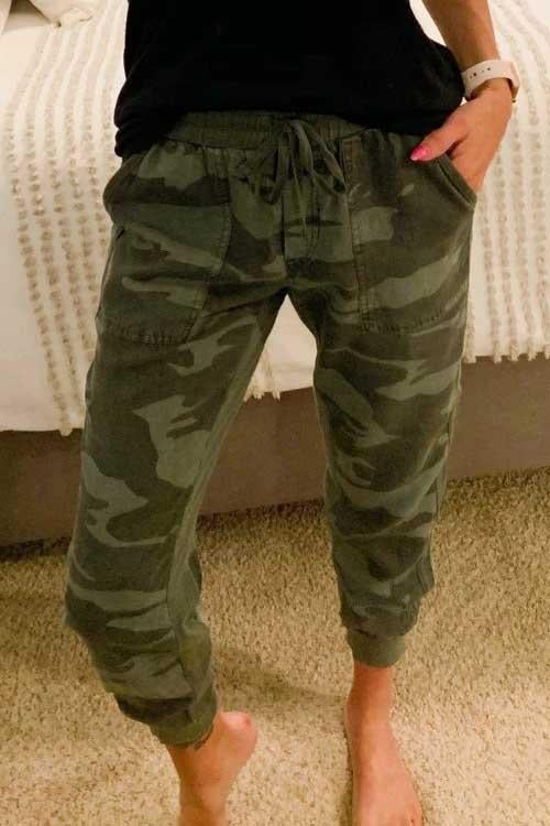 Drawstring Waist Pockets Camo Jogger