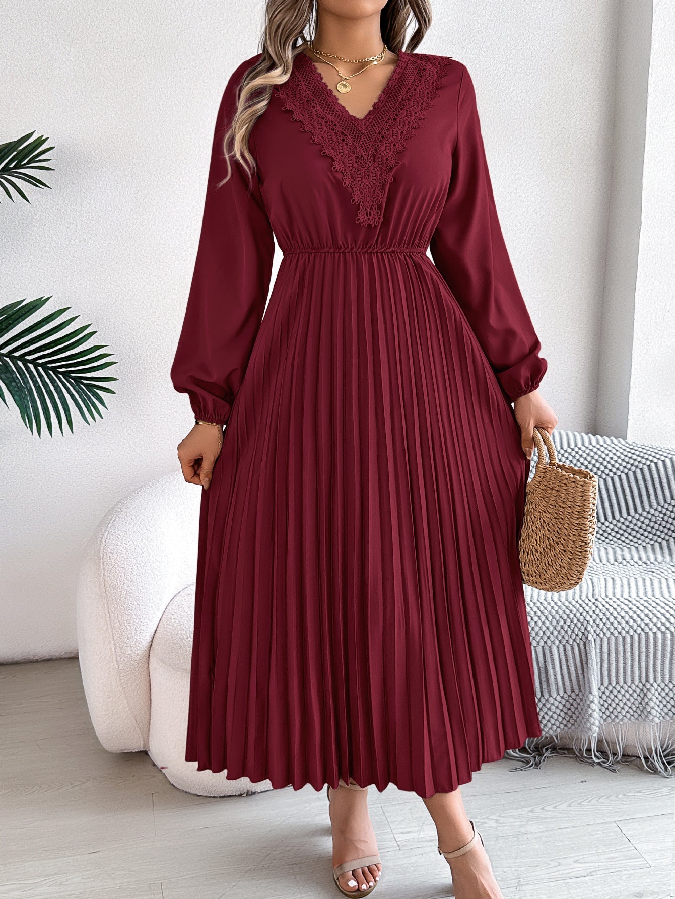 Elegant V neck Lace Pleated Versatile Dress