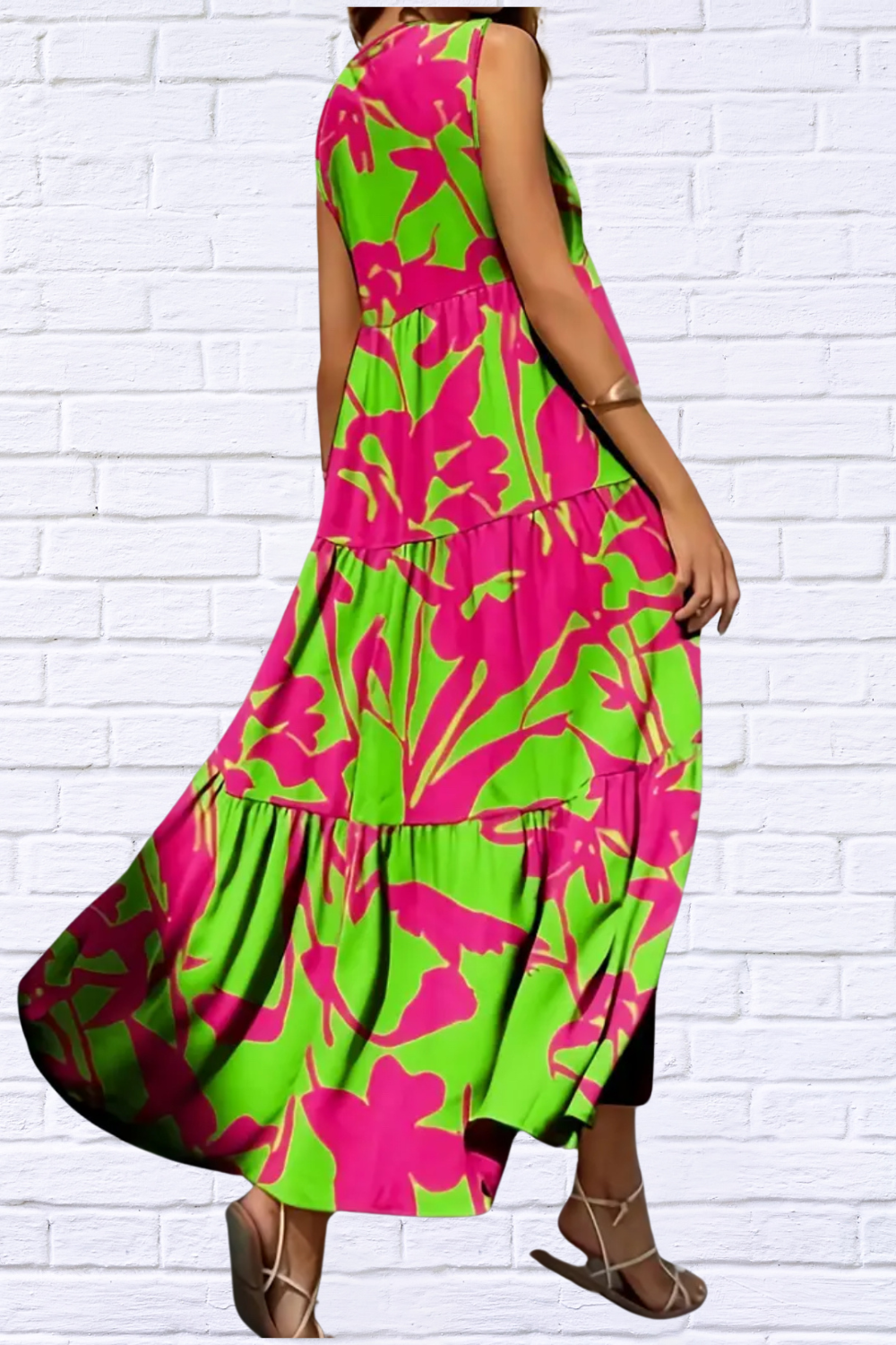 Elegant Sleeveless Vacation Dress – Bold, Vibrant, and Effortlessly Chic